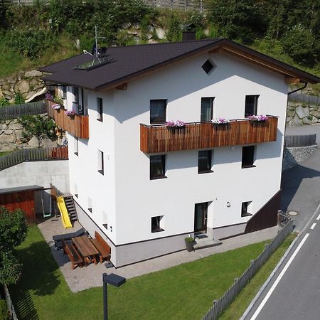 Kloesterle 2018 Apartamento Lutago Exterior foto